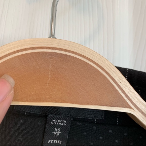 NWOT Express Black White Pinstripe Boyfriend Blazer Jacket - Picture 8 of 8